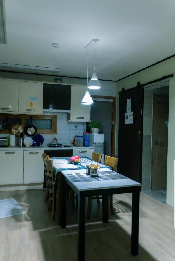 Tongyeong Episode Guesthouse Exterior photo